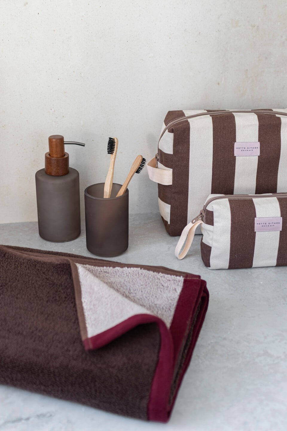 BRING-IT toilettaske – brun